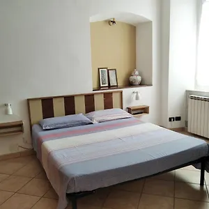 Appartamento Casa Artisti, Carrara