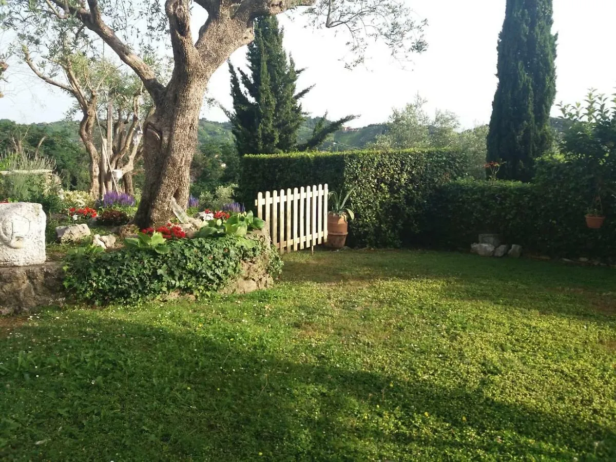 Da Adria al Corvenale - Casa Vacanze Carrara - Villa Italia